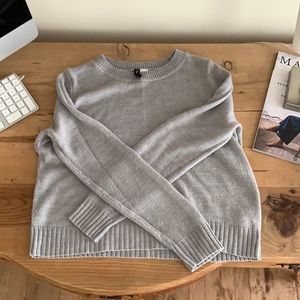 Divided grey lightweight sweater